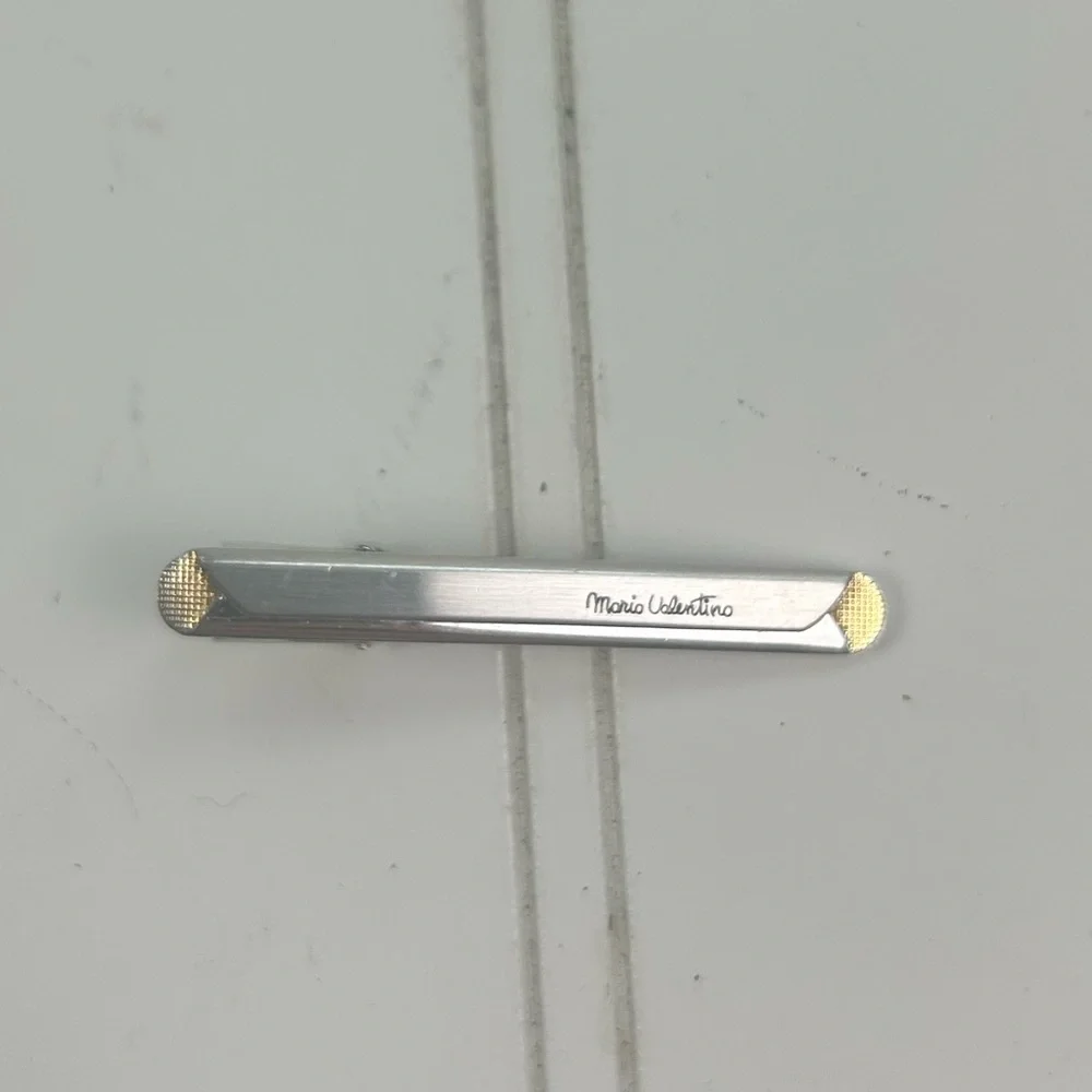 Mario Valentino Vintage Style Tie Clip Silver Gold Dress Accessory
